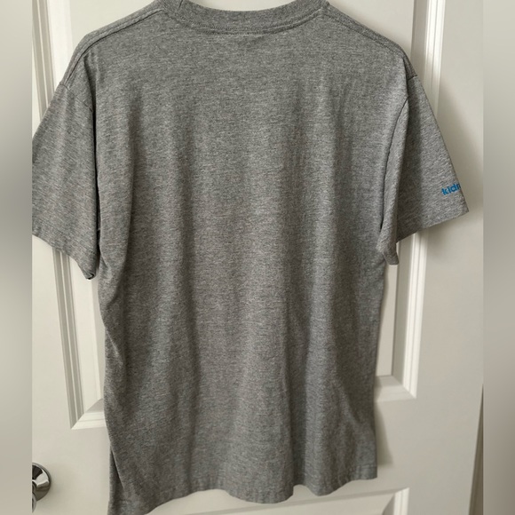 Men’s Kidrobot tee -M - Picture 5 of 5